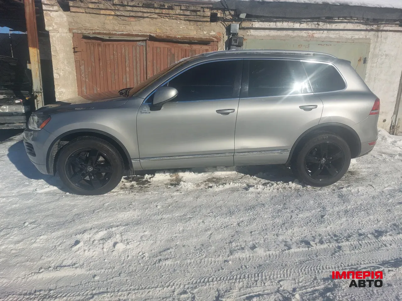 Volkswagen Touareg - фото 4