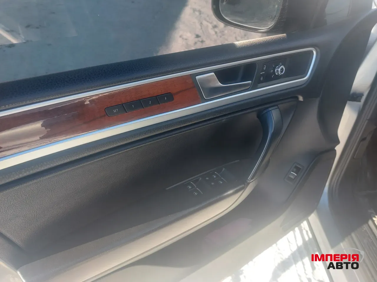 Volkswagen Touareg - фото 23