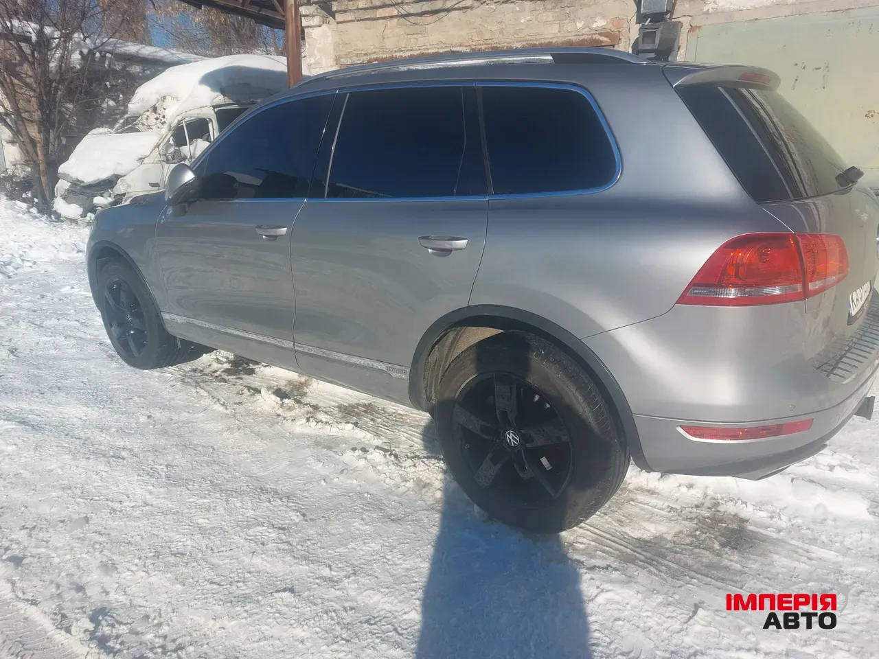 Volkswagen Touareg - фото 5