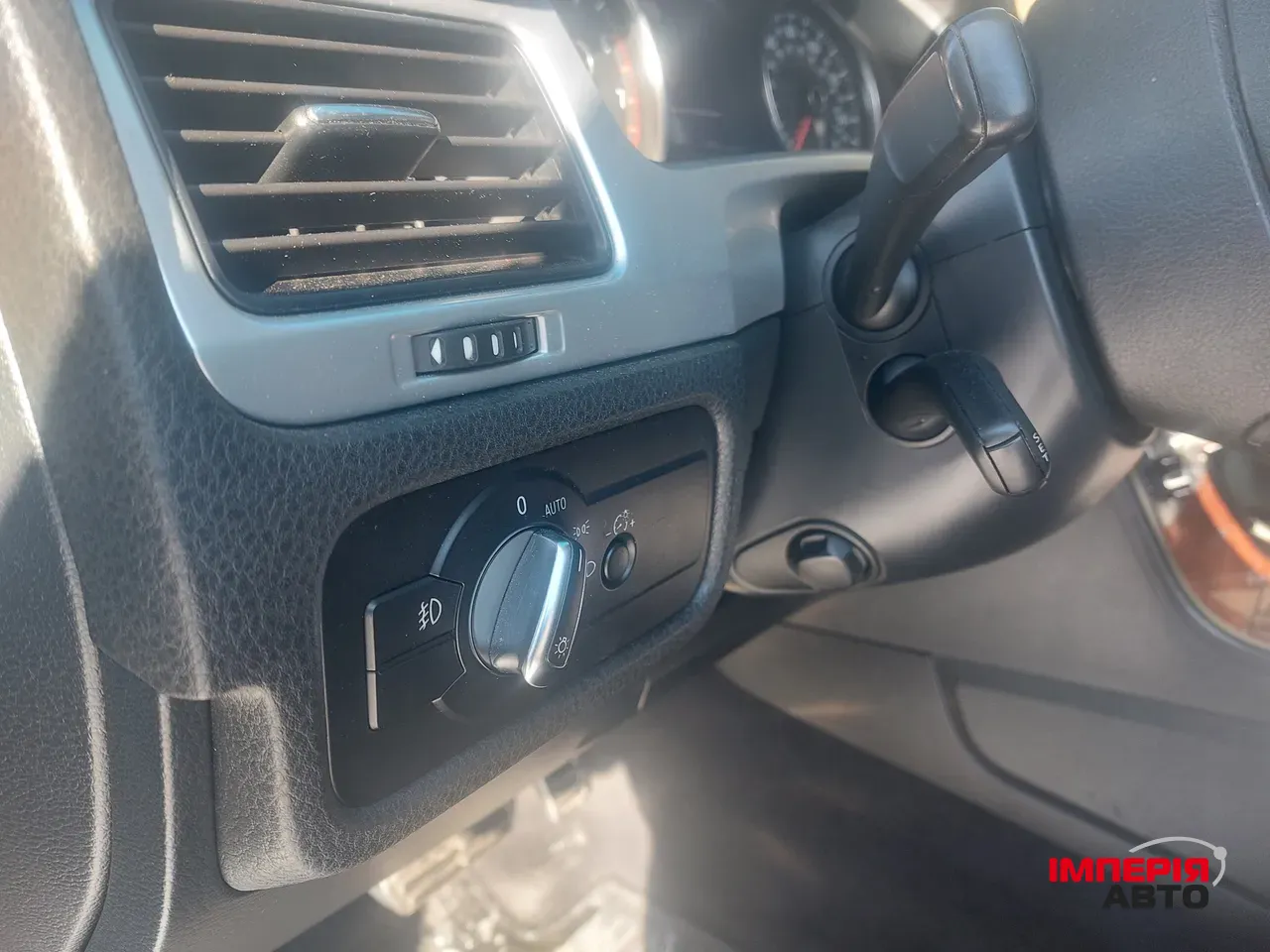 Volkswagen Touareg - фото 38