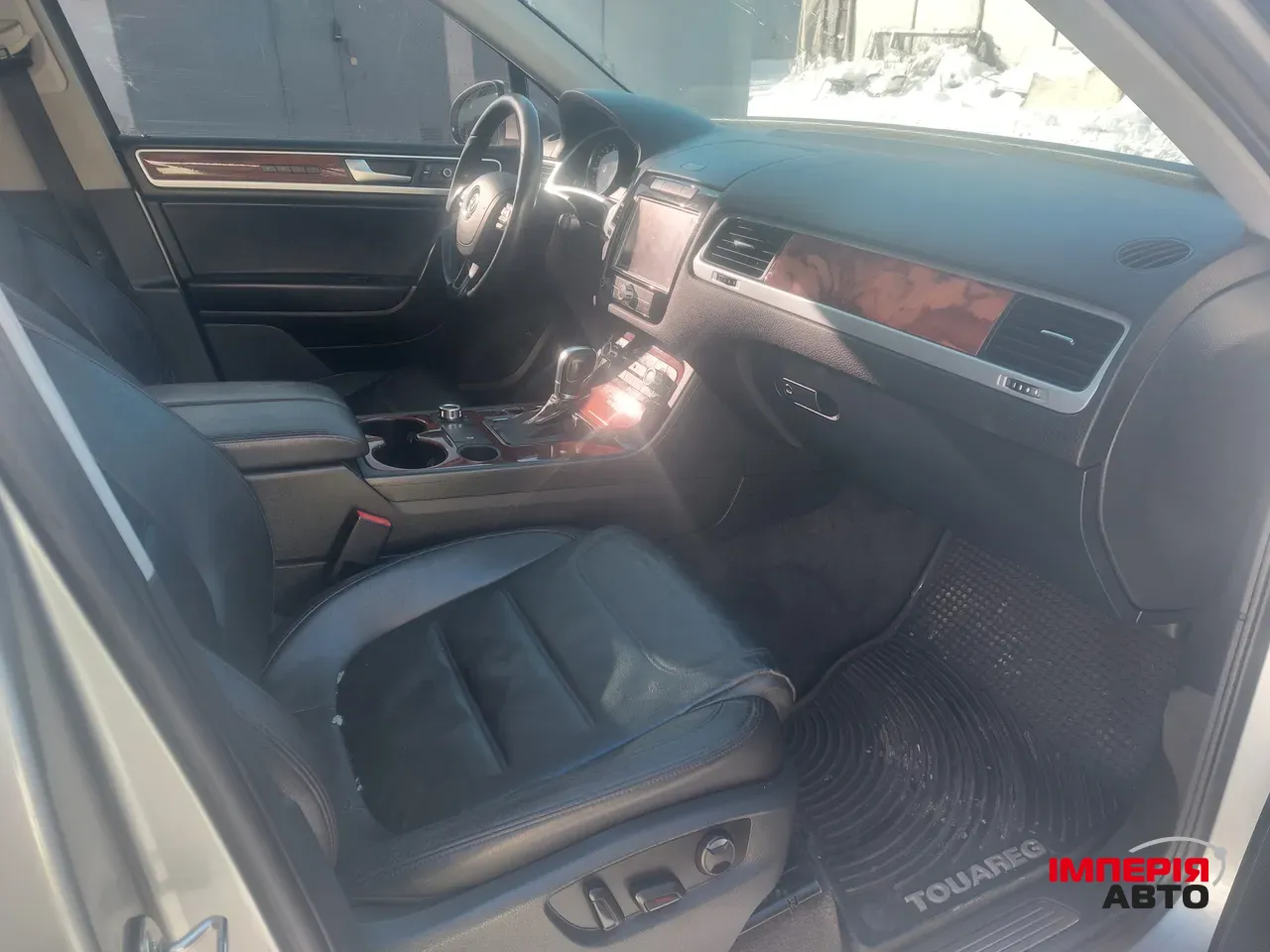 Volkswagen Touareg - фото 17