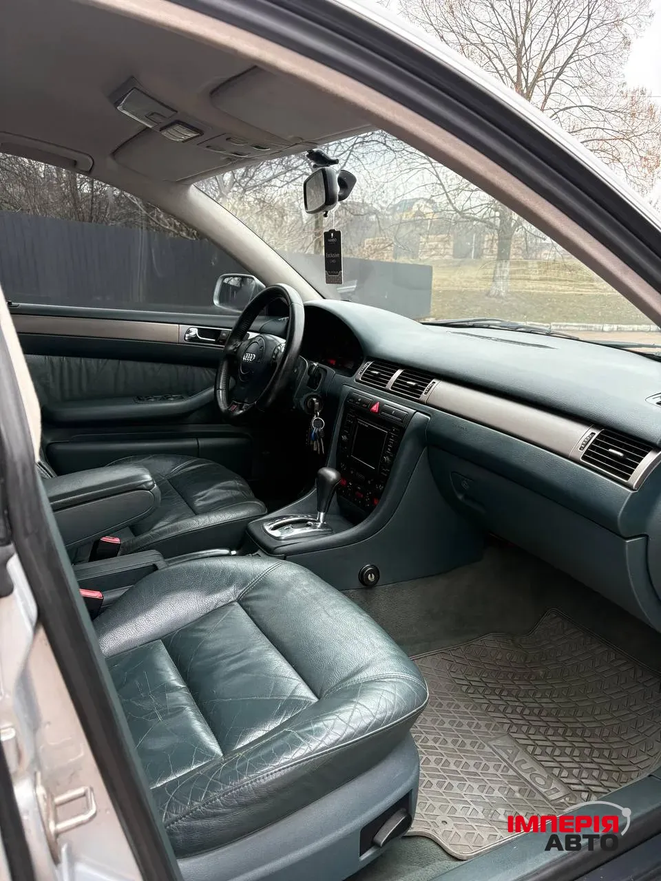 Audi A6 - фото 7