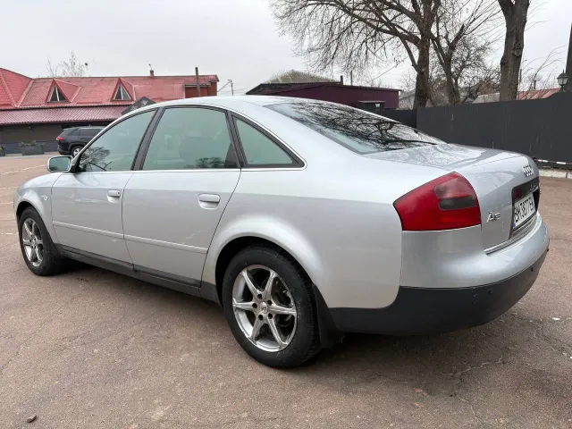 Audi A6 - фото 3