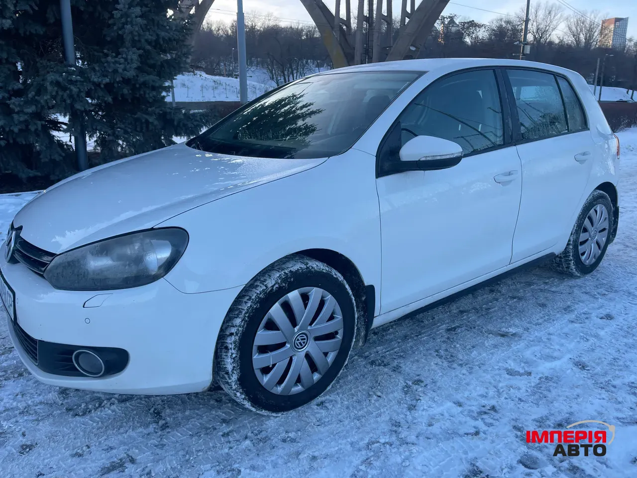 Volkswagen Golf - фото 1