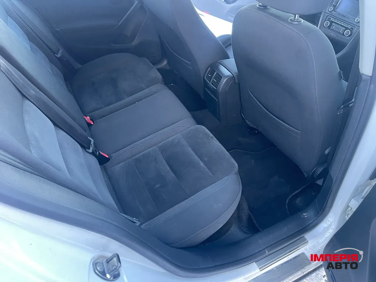 Volkswagen Golf - фото 9