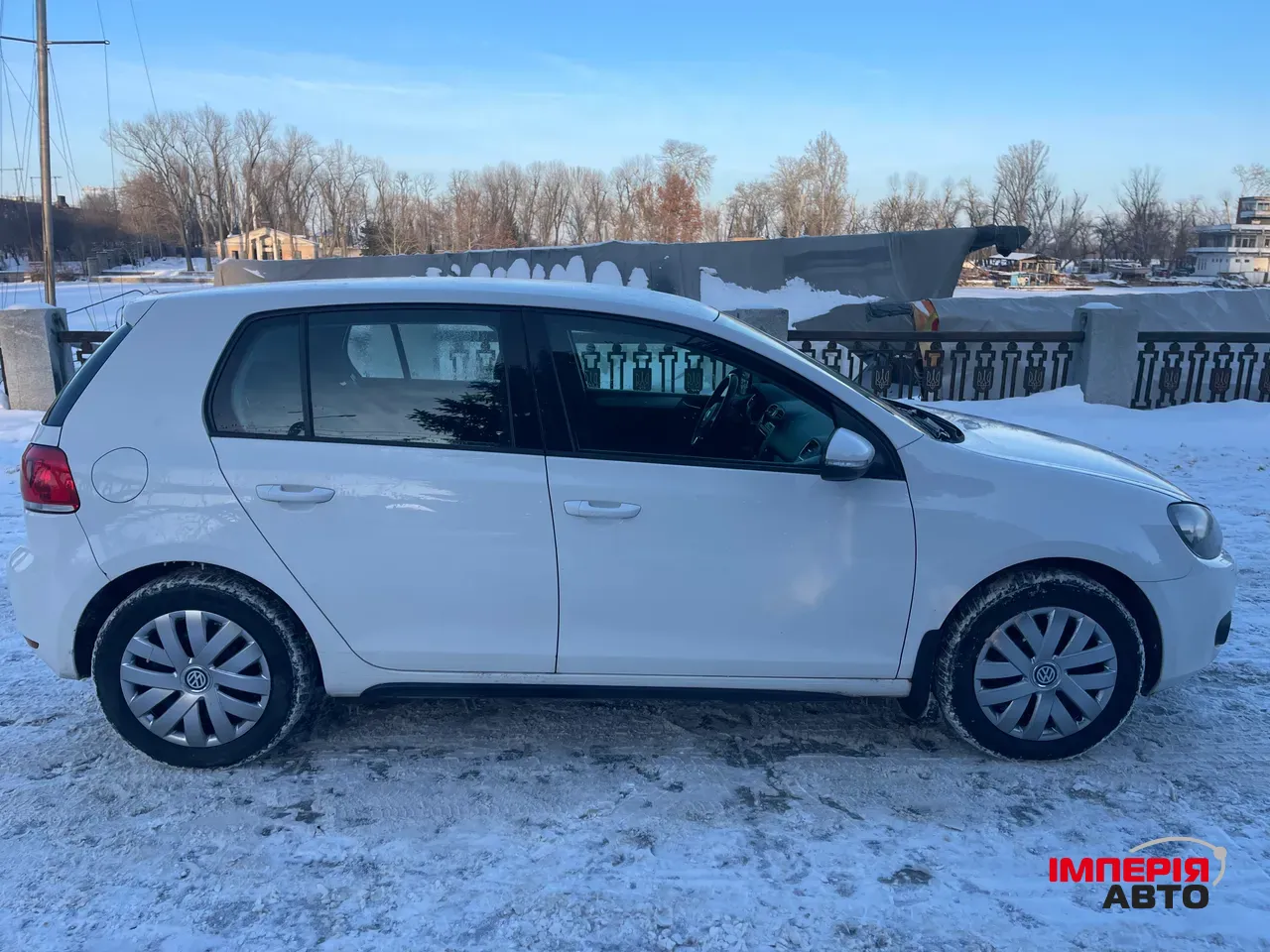 Volkswagen Golf - фото 2