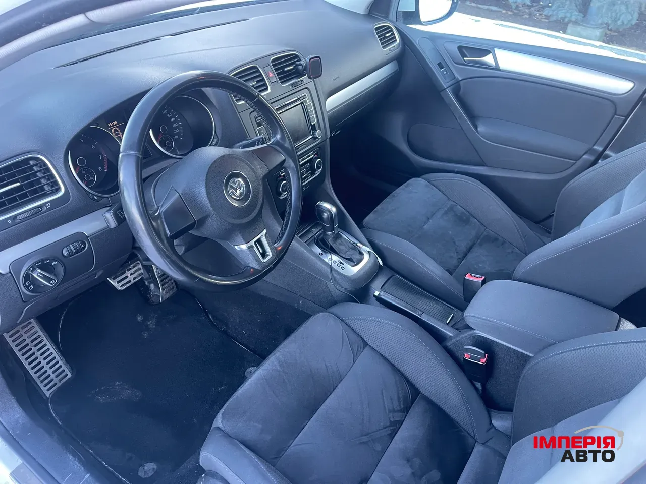 Volkswagen Golf - фото 14