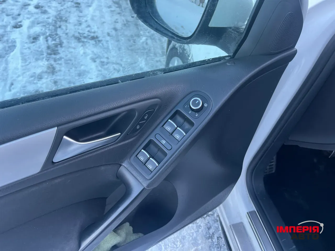 Volkswagen Golf - фото 15