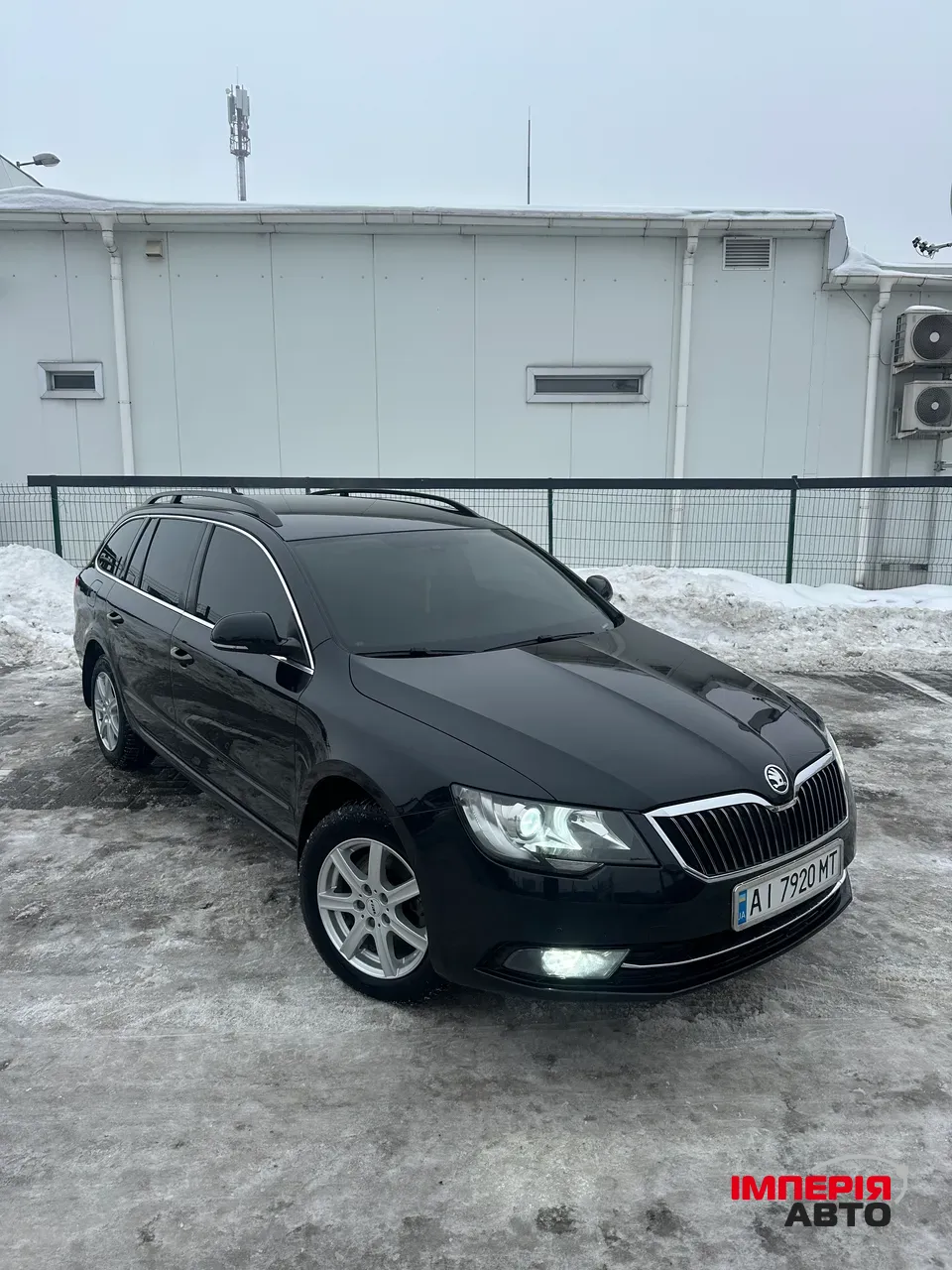 Skoda Superb - фото 8