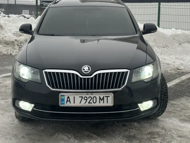 Skoda Superb - фото 4
