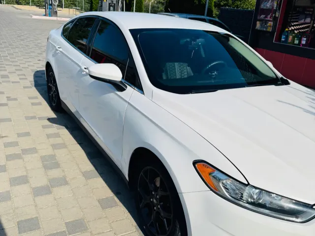 Ford Fusion (North America) - фото 1