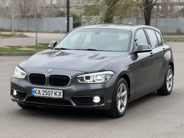 BMW 1 серії - фото 1