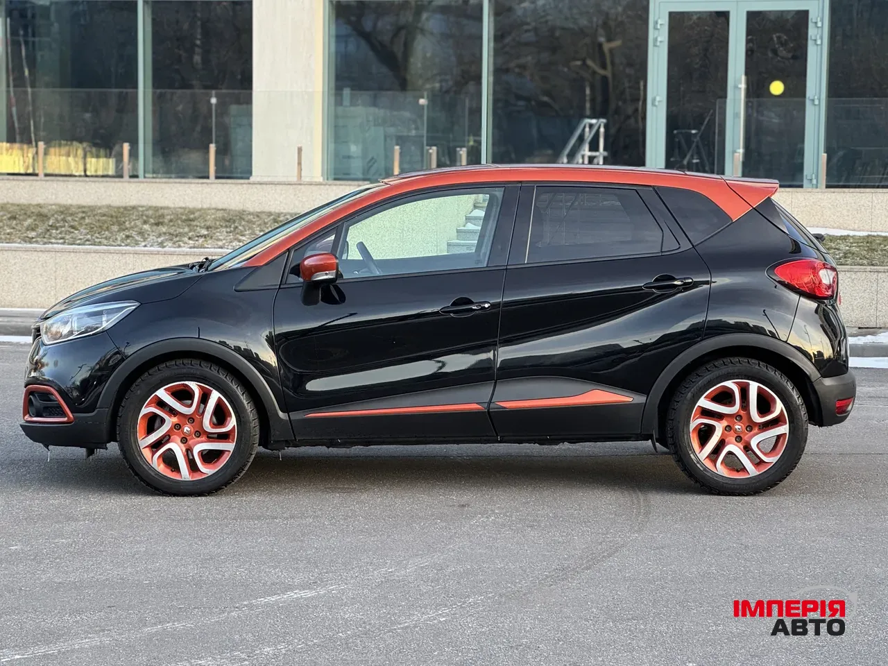 Renault Captur - фото 7