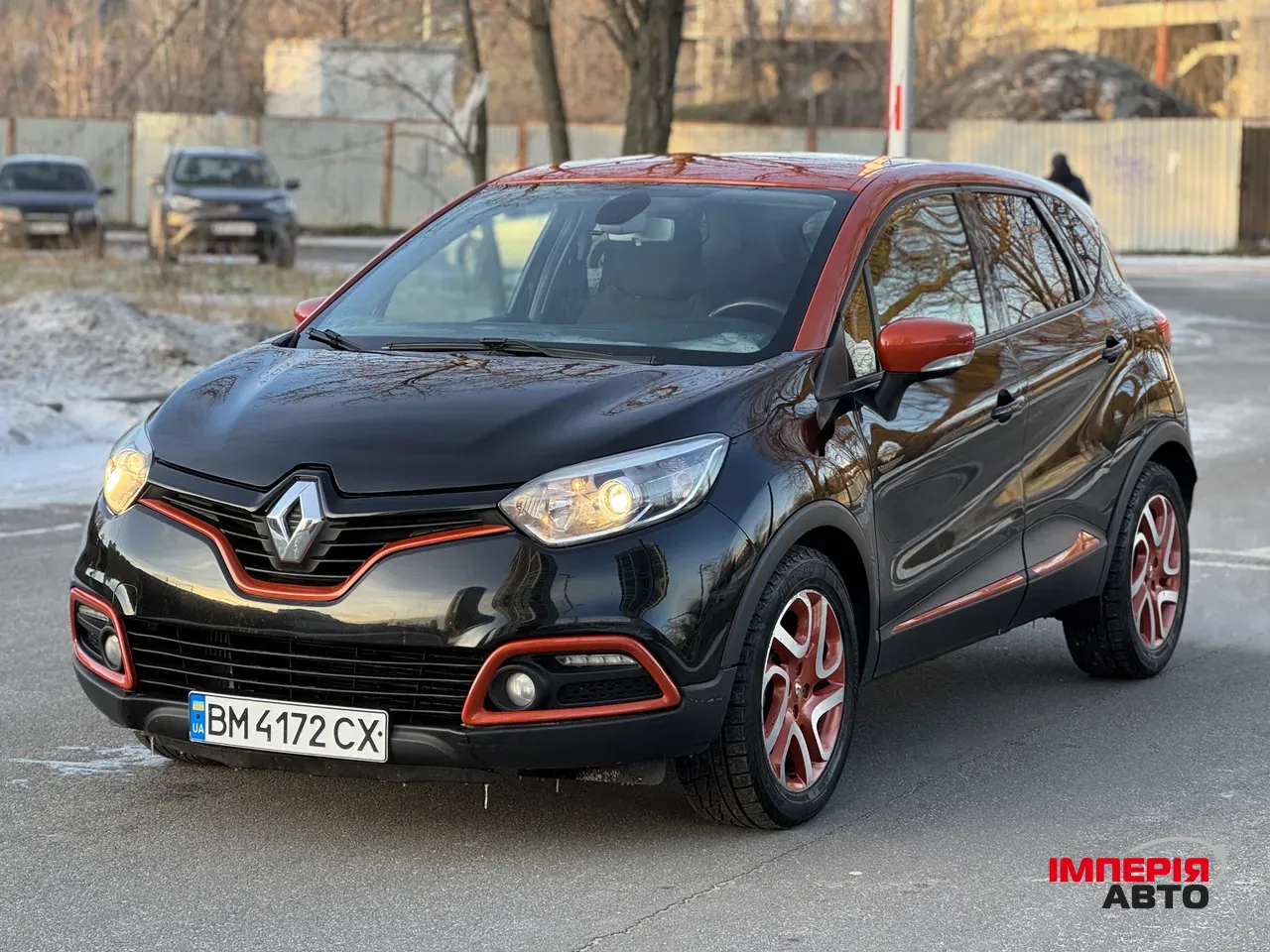 Renault Captur - фото 1