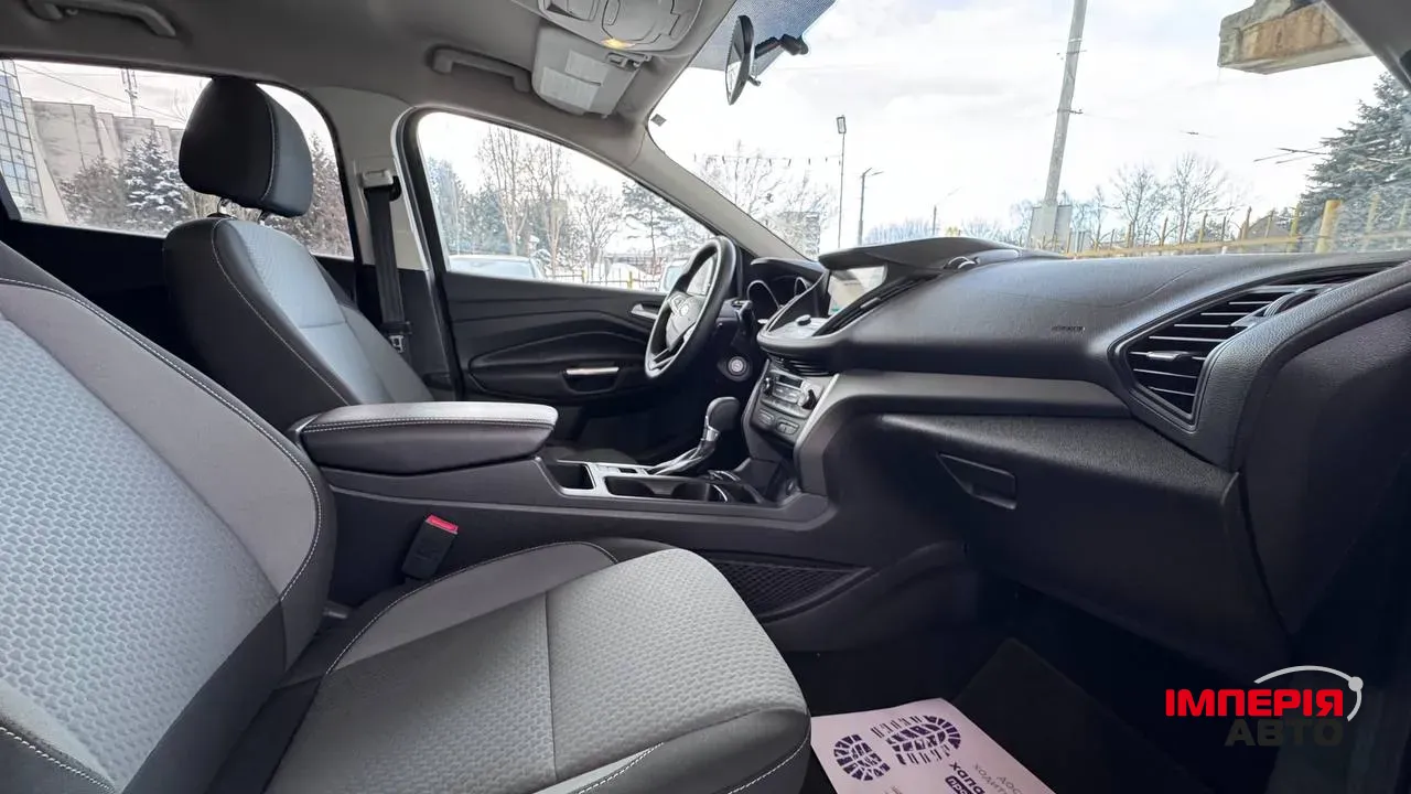 Ford Escape - фото 6