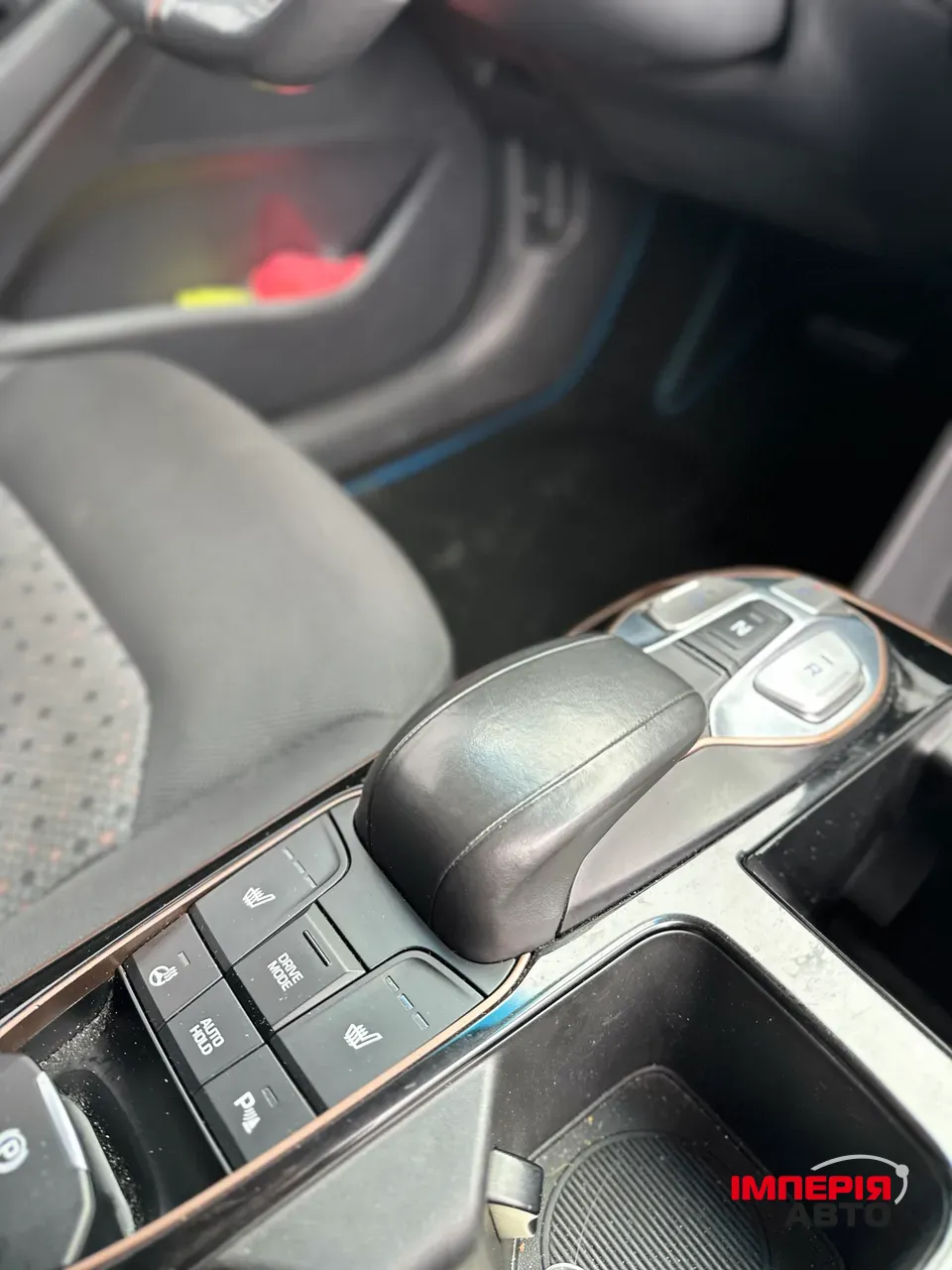 Hyundai IONIQ - фото 13