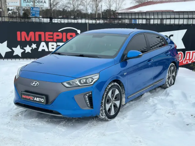 Hyundai IONIQ - фото 1