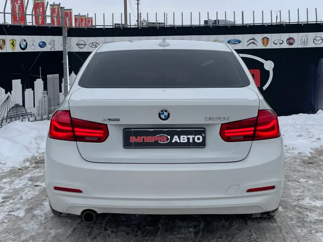 BMW 3 серії - фото 5