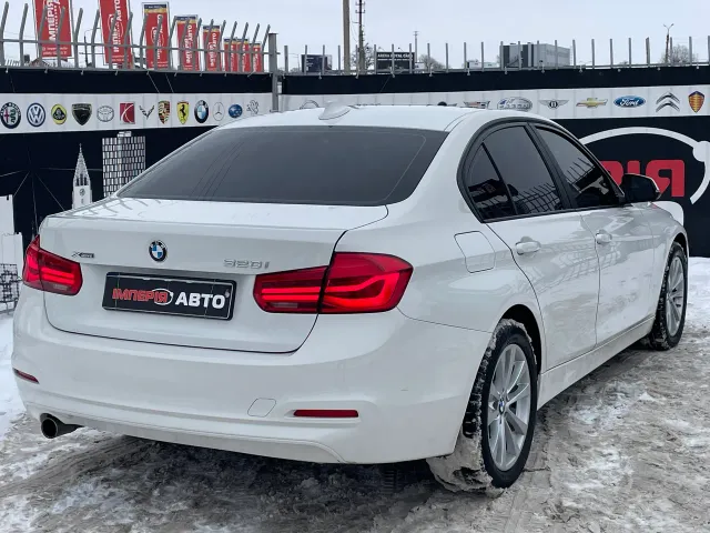 BMW 3 серії - фото 4