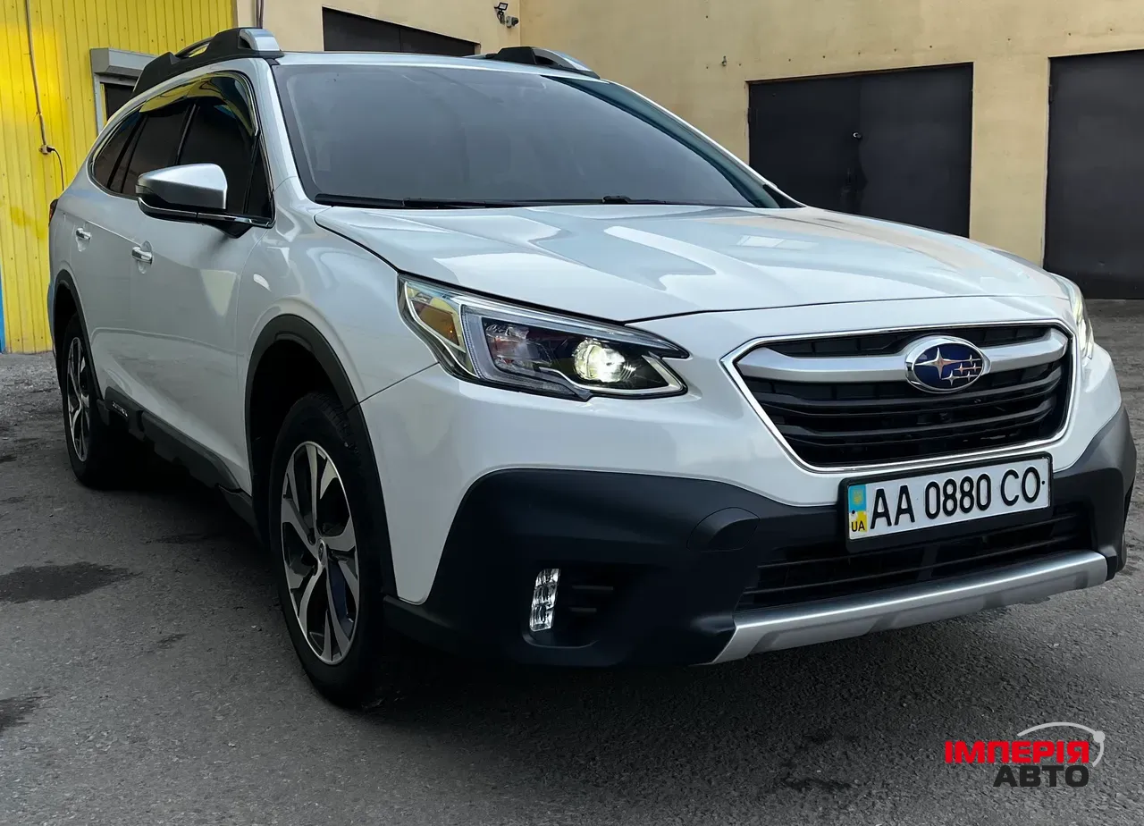 Subaru Outback - фото 1