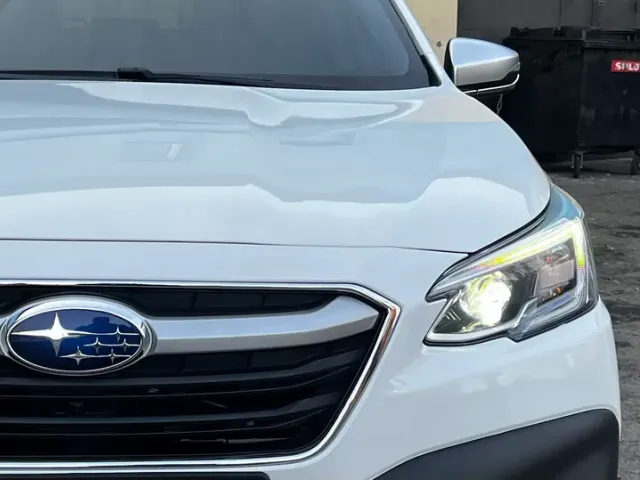 Subaru Outback - фото 2