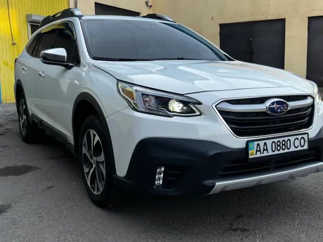 Subaru Outback - фото 1