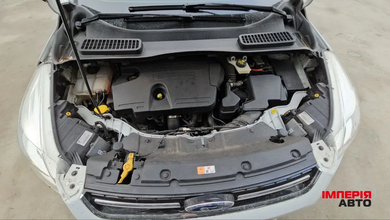 Ford Kuga - фото 16