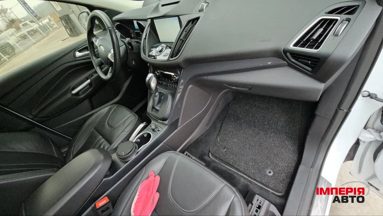 Ford Kuga - фото 11