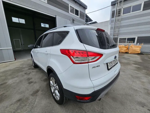 Ford Kuga - фото 3