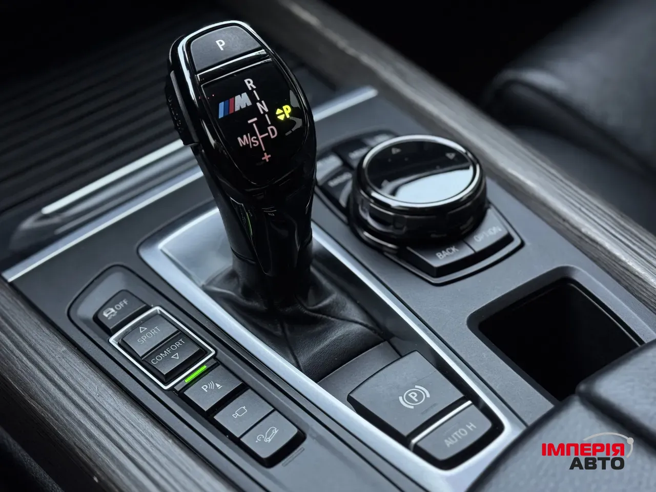 BMW X5 - фото 34