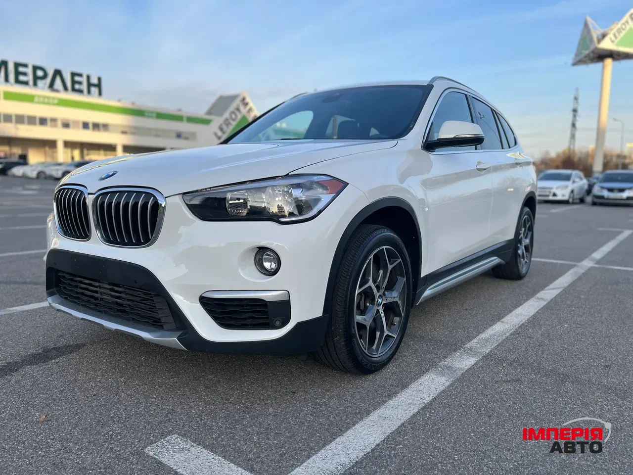 BMW X1 - фото 1
