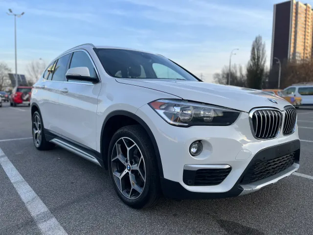 BMW X1 - фото 2