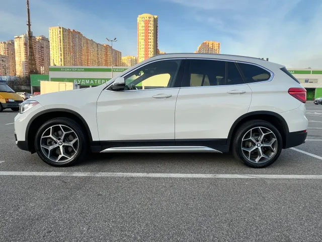 BMW X1 - фото 4