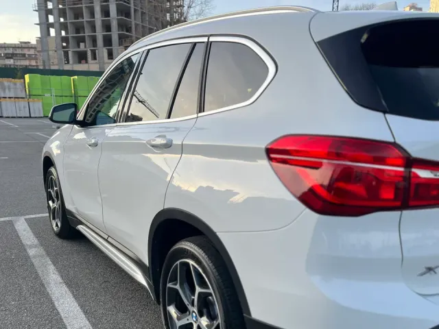 BMW X1 - фото 5