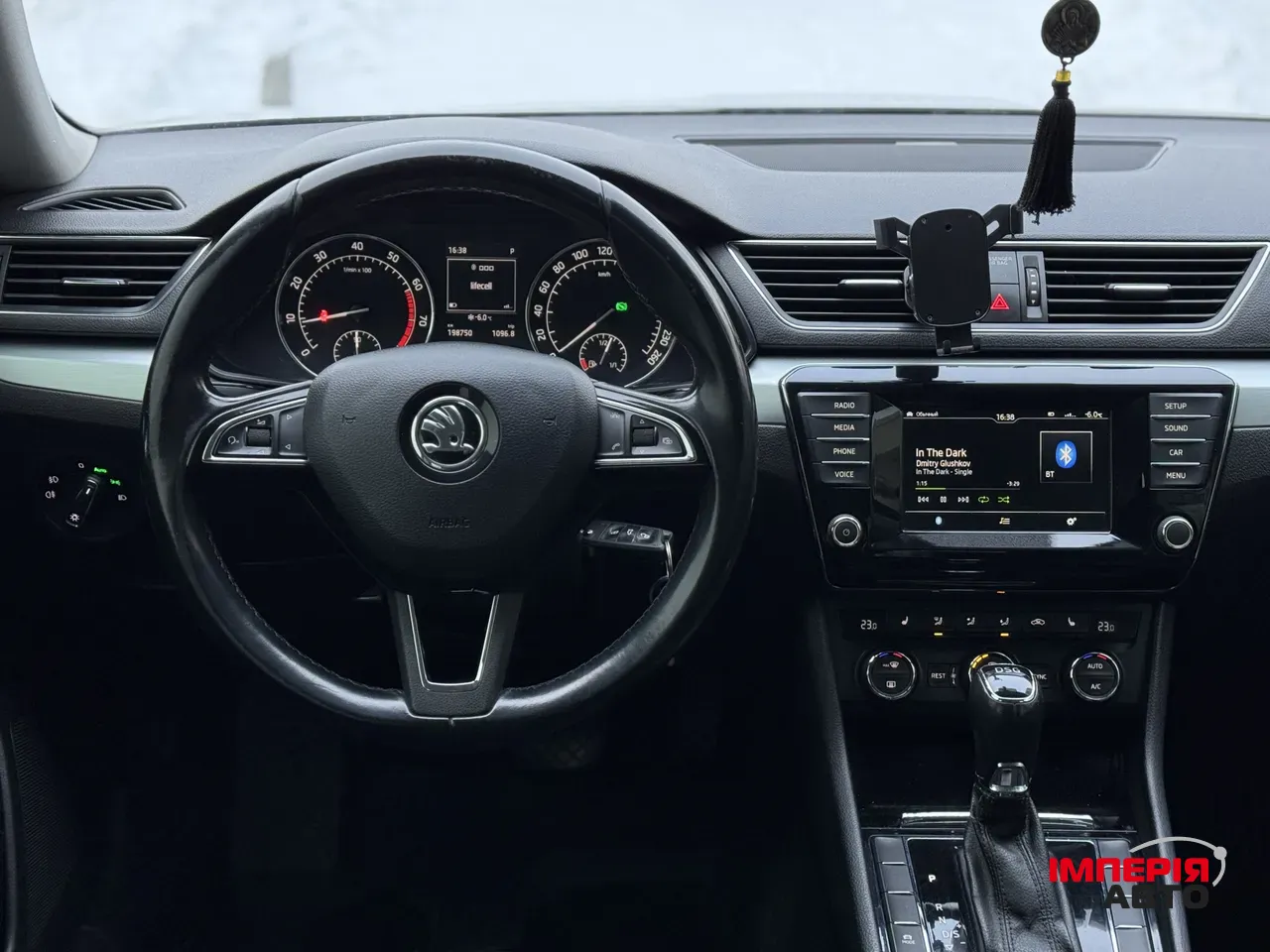 Skoda Superb - фото 16