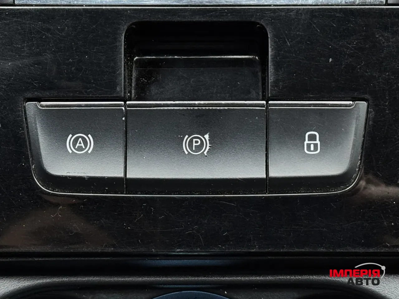 Skoda Superb - фото 31