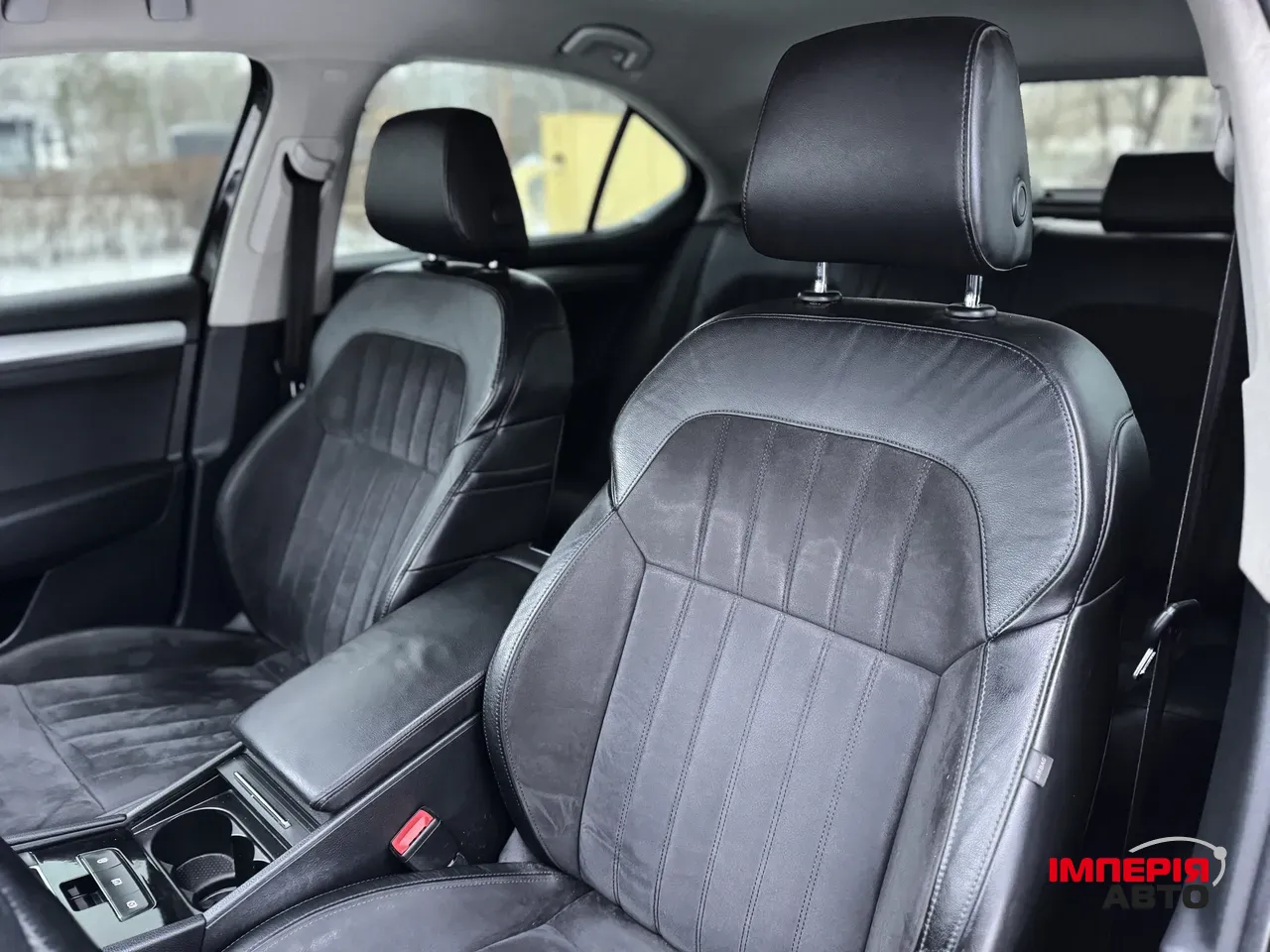 Skoda Superb - фото 34