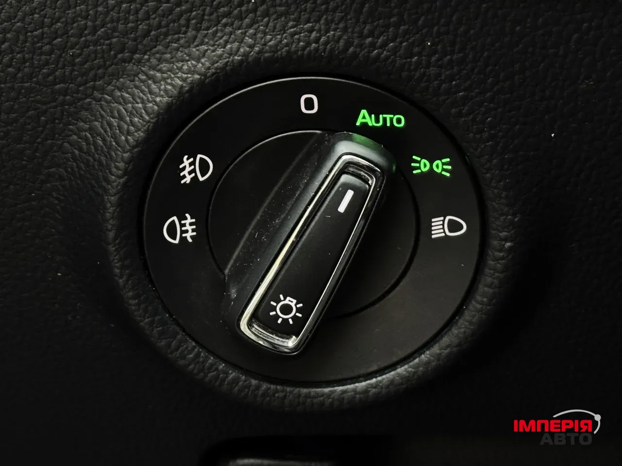 Skoda Superb - фото 32