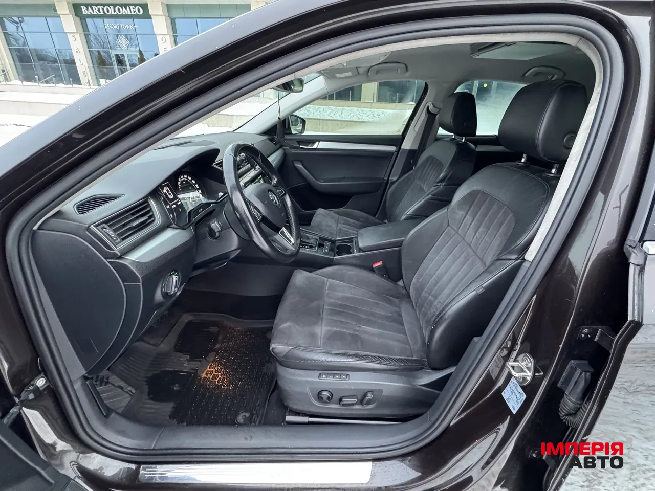 Skoda Superb - фото 9