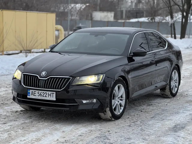 Skoda Superb - фото 1