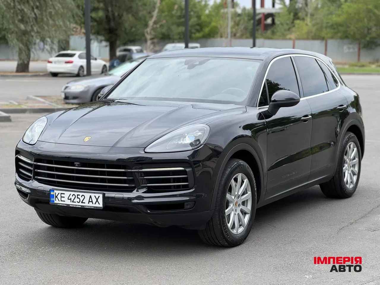Porsche Cayenne - фото 1