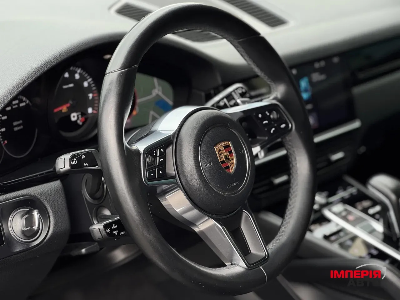 Porsche Cayenne - фото 12