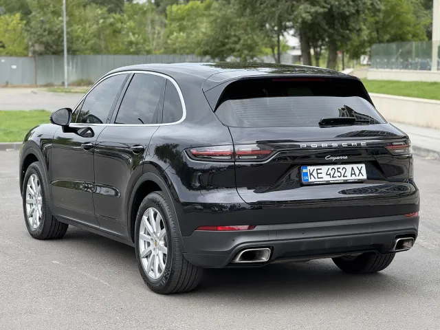 Porsche Cayenne - фото 3