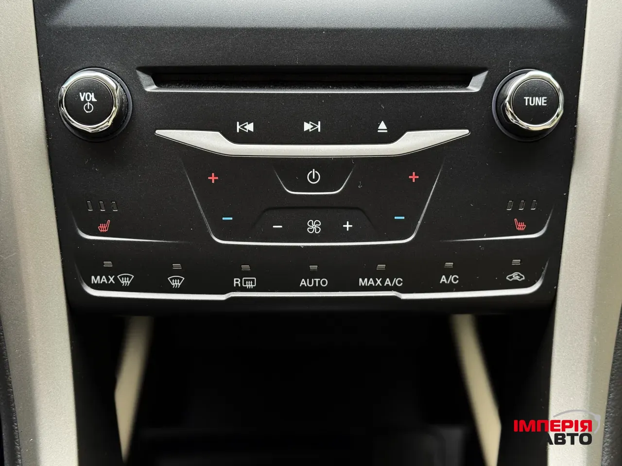 Ford Fusion (North America) - фото 32