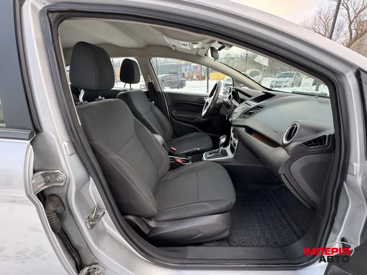 Ford Fiesta - фото 12