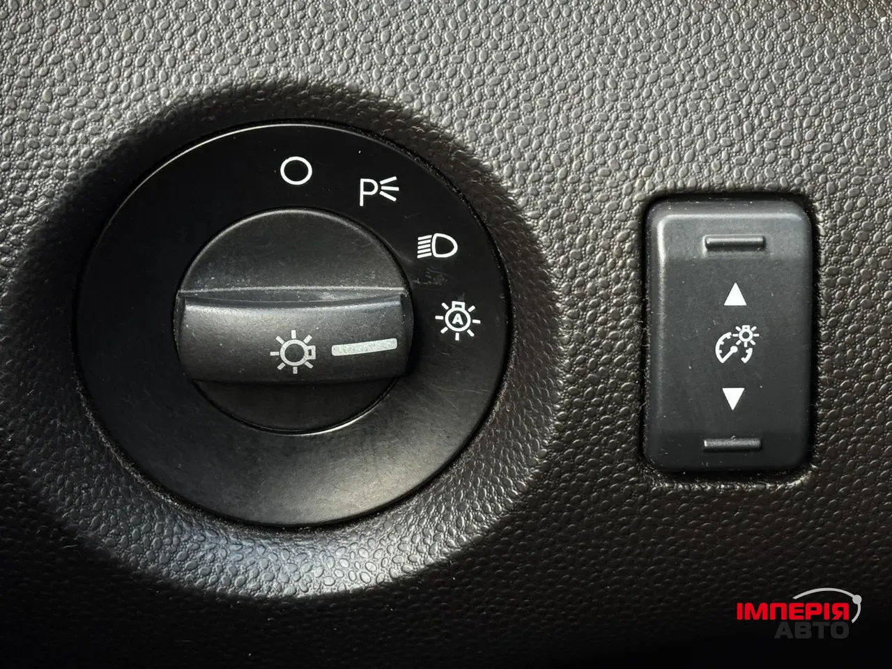 Ford Fiesta - фото 34