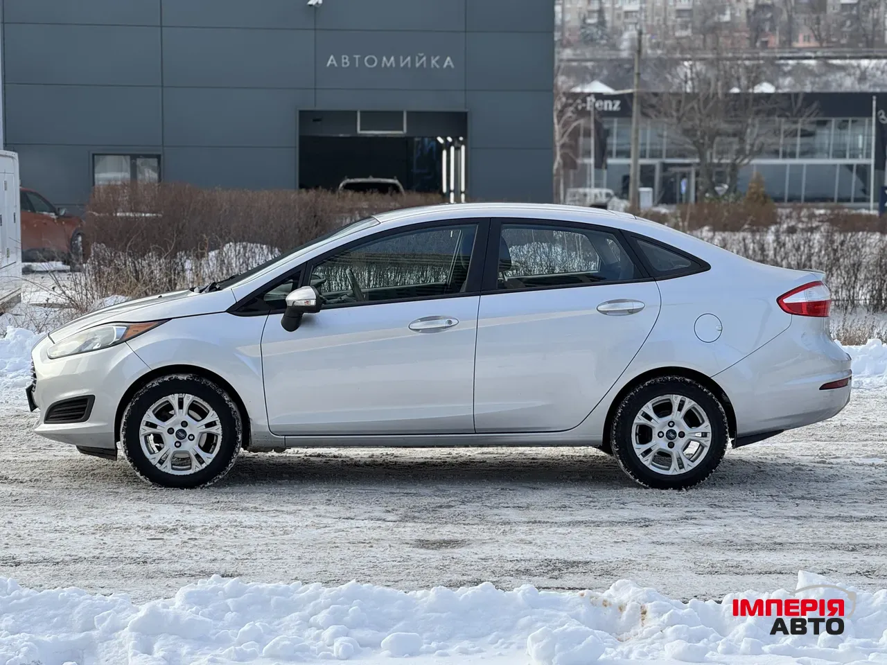 Ford Fiesta - фото 7