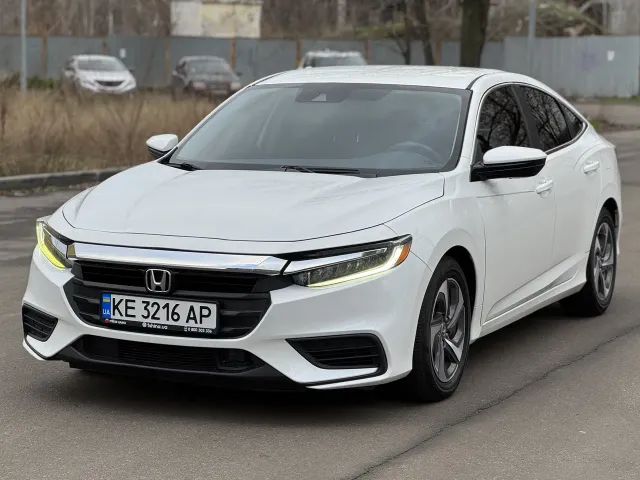 Honda Insight - фото 1