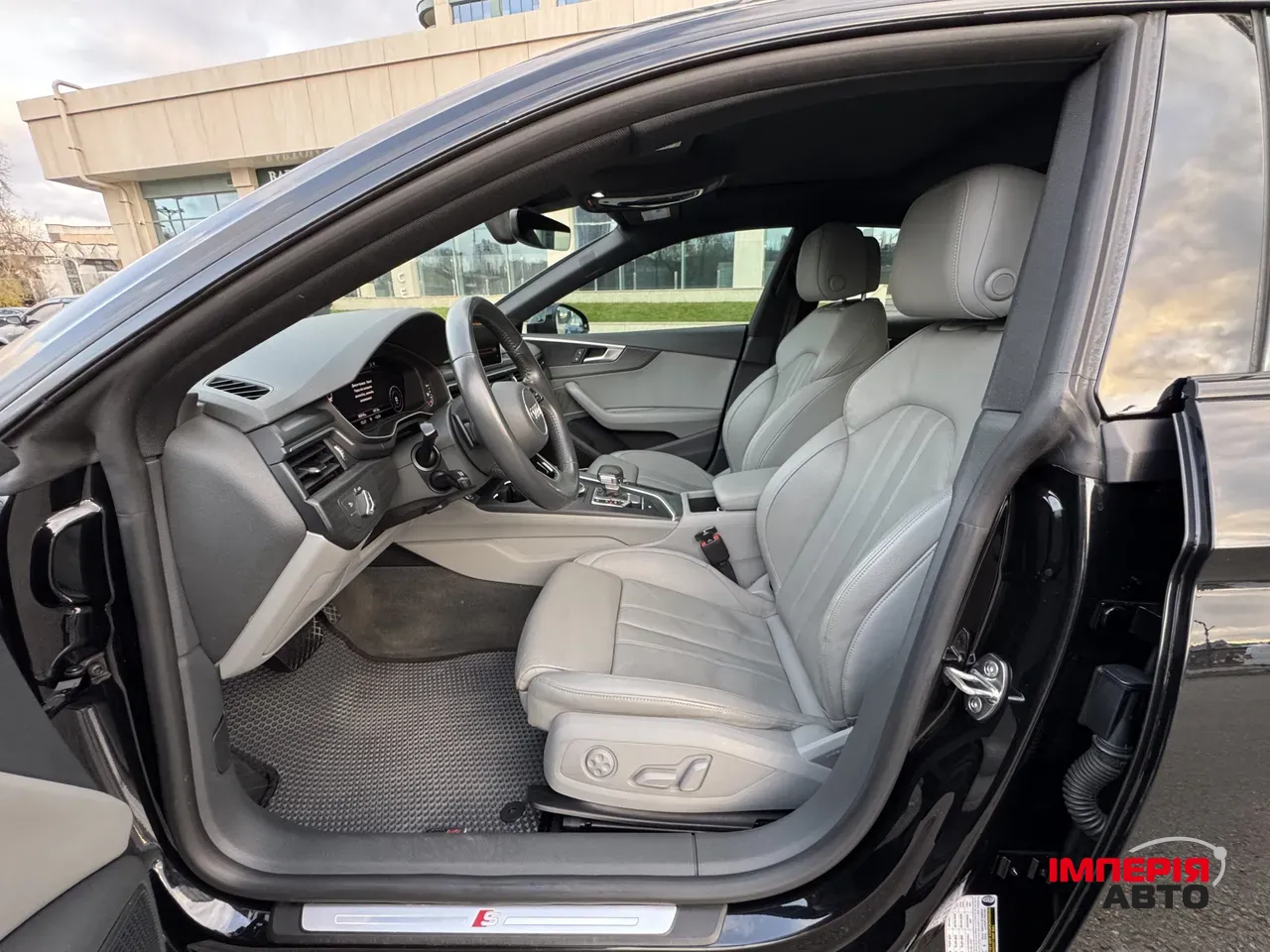 Audi A5 - фото 13