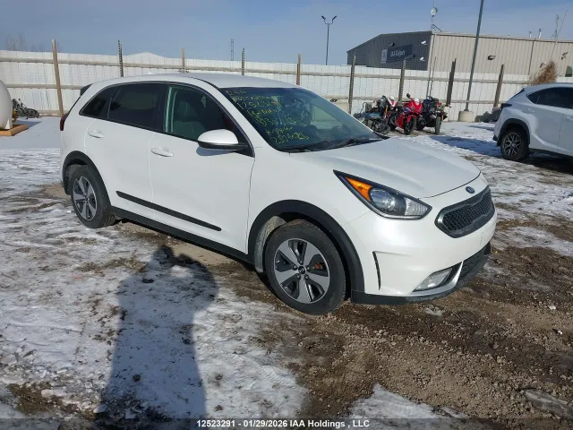 Kia Niro - фото 1